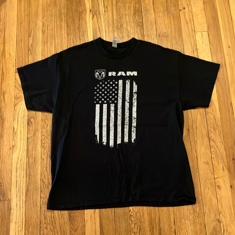 Gildan dodge ram American flag patriotic black t shirt size  xl